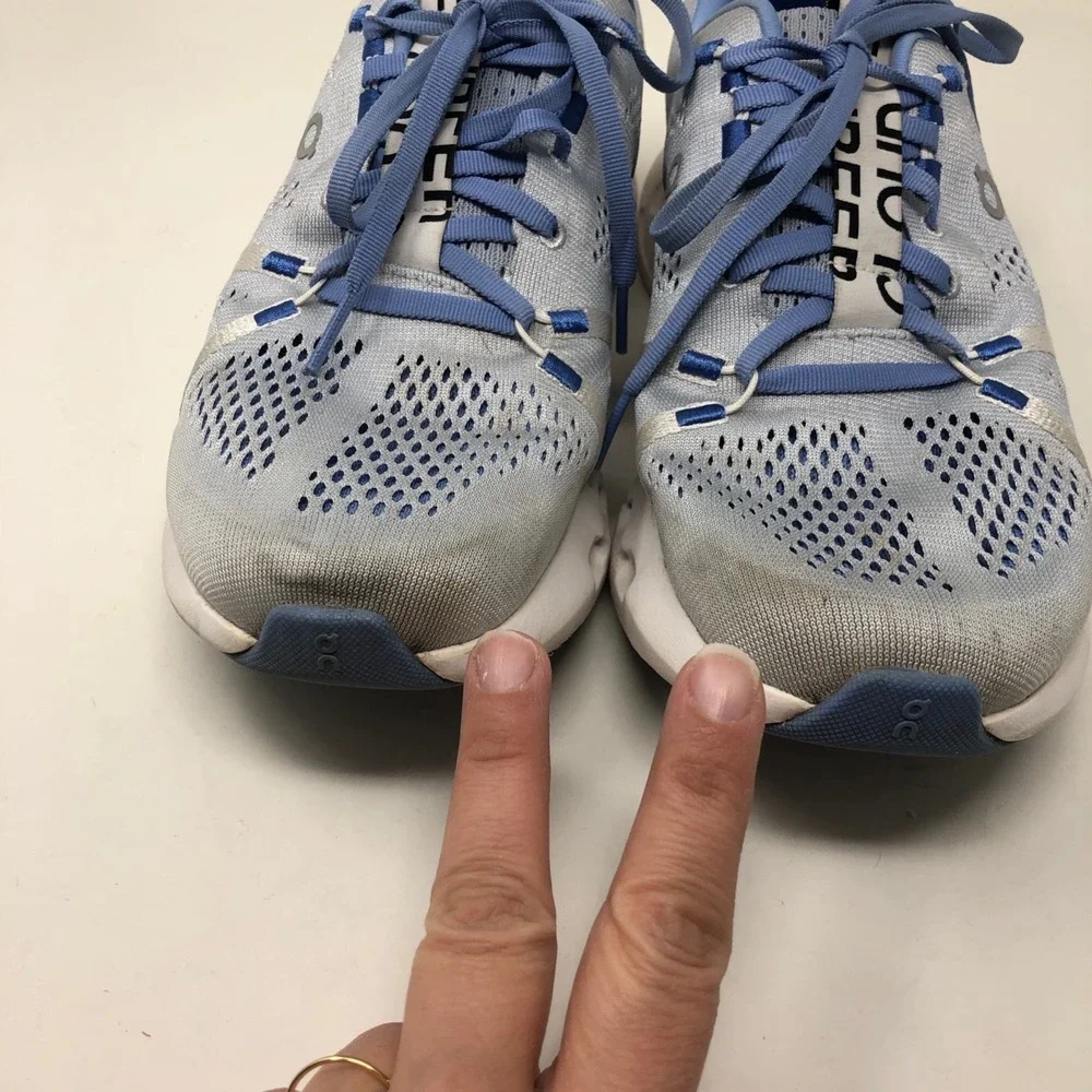 ON On Cloud Cloudsuffer Running Sneaker Womens 9.5 Blue Activewear Gym‎ Workout